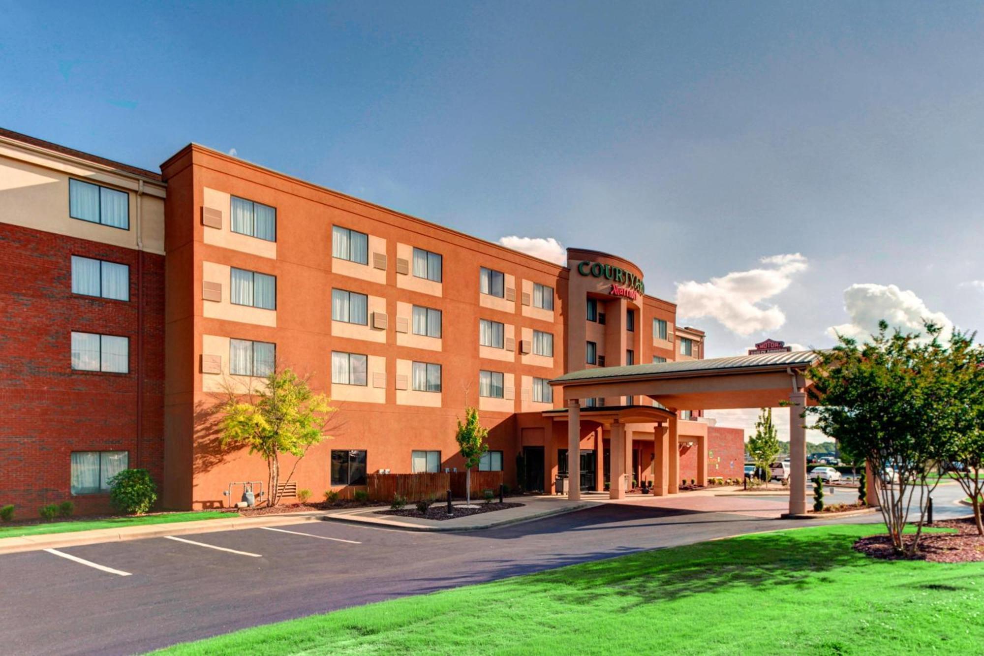 Courtyard By Marriott Anniston Oxford Hotel Eksteriør billede