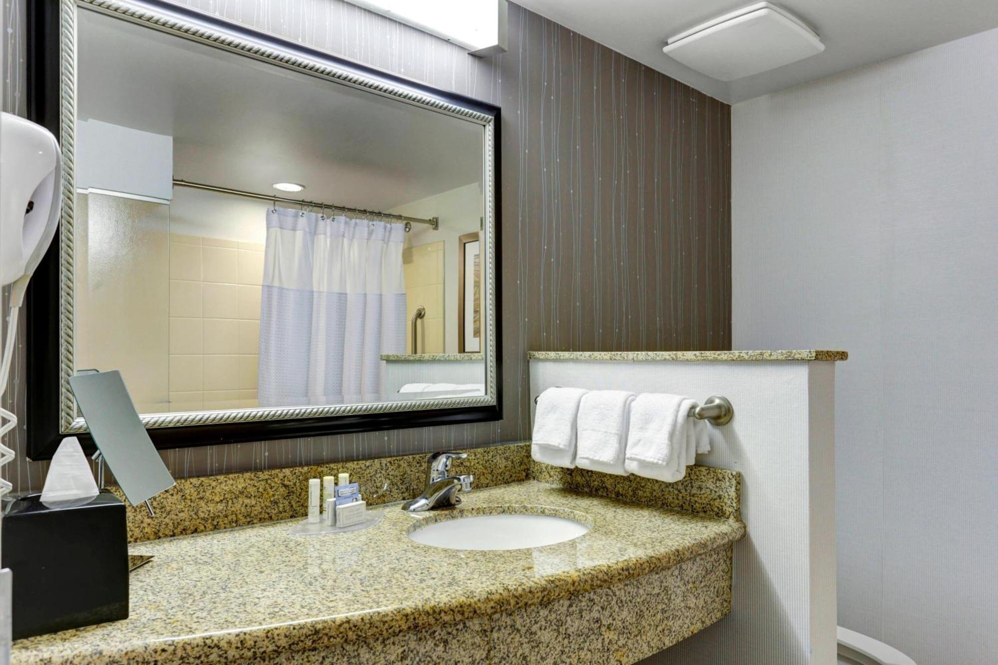 Courtyard By Marriott Anniston Oxford Hotel Eksteriør billede